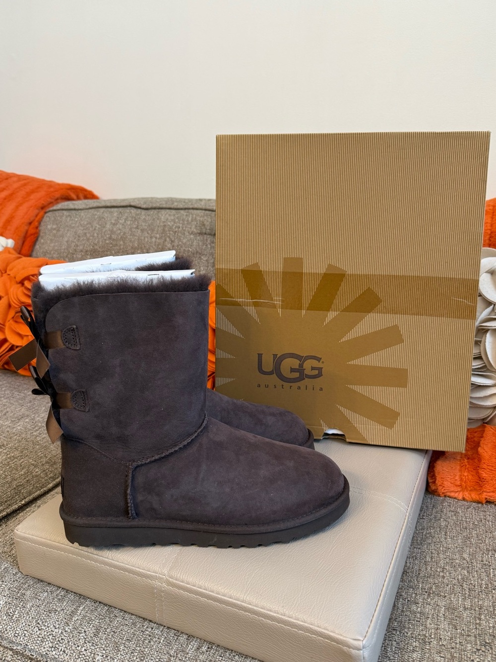 New in the Box UGG Bailey Bow Chocolate Brown Suede Boots 1002954